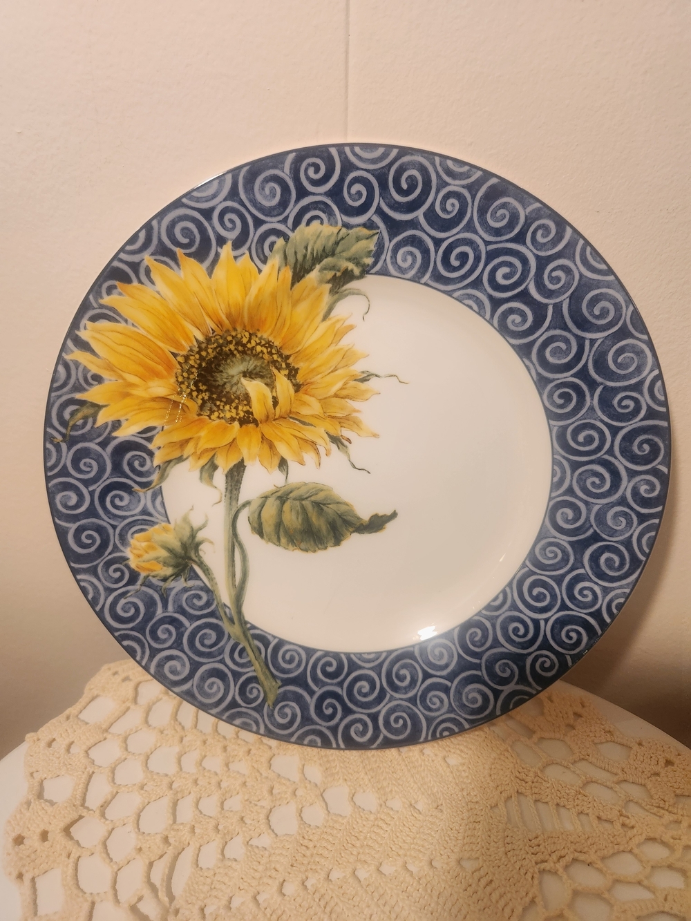 Vintage Fitz and Floyd Blue Swirl Sunflower Ceramic Decorative Plate